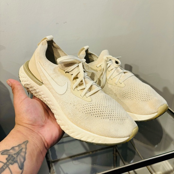 Nike Epic React Flyknit AQ0070 201 Light Cream Women’s Size 10.5 - Picture 4 of 11